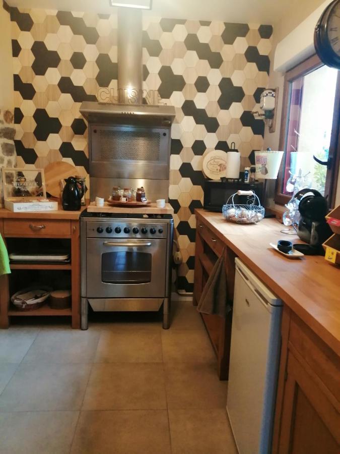 Le Douetaux Chambres D'Hotes La Baussaine Eksteriør billede